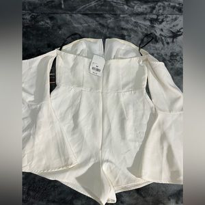 Beautiful mini/ super short romper from Forevee 21 size M